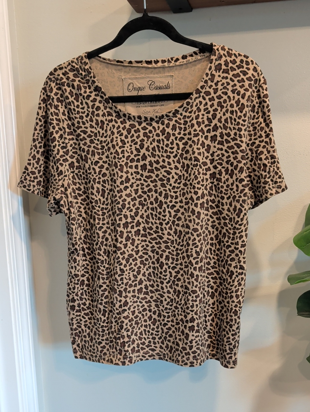 Onque Casuals Women's Leopard Print Short Sleeve Tee - Taupe and Brown